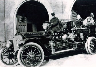 A 1921 LaFrance Soda Acid Engine